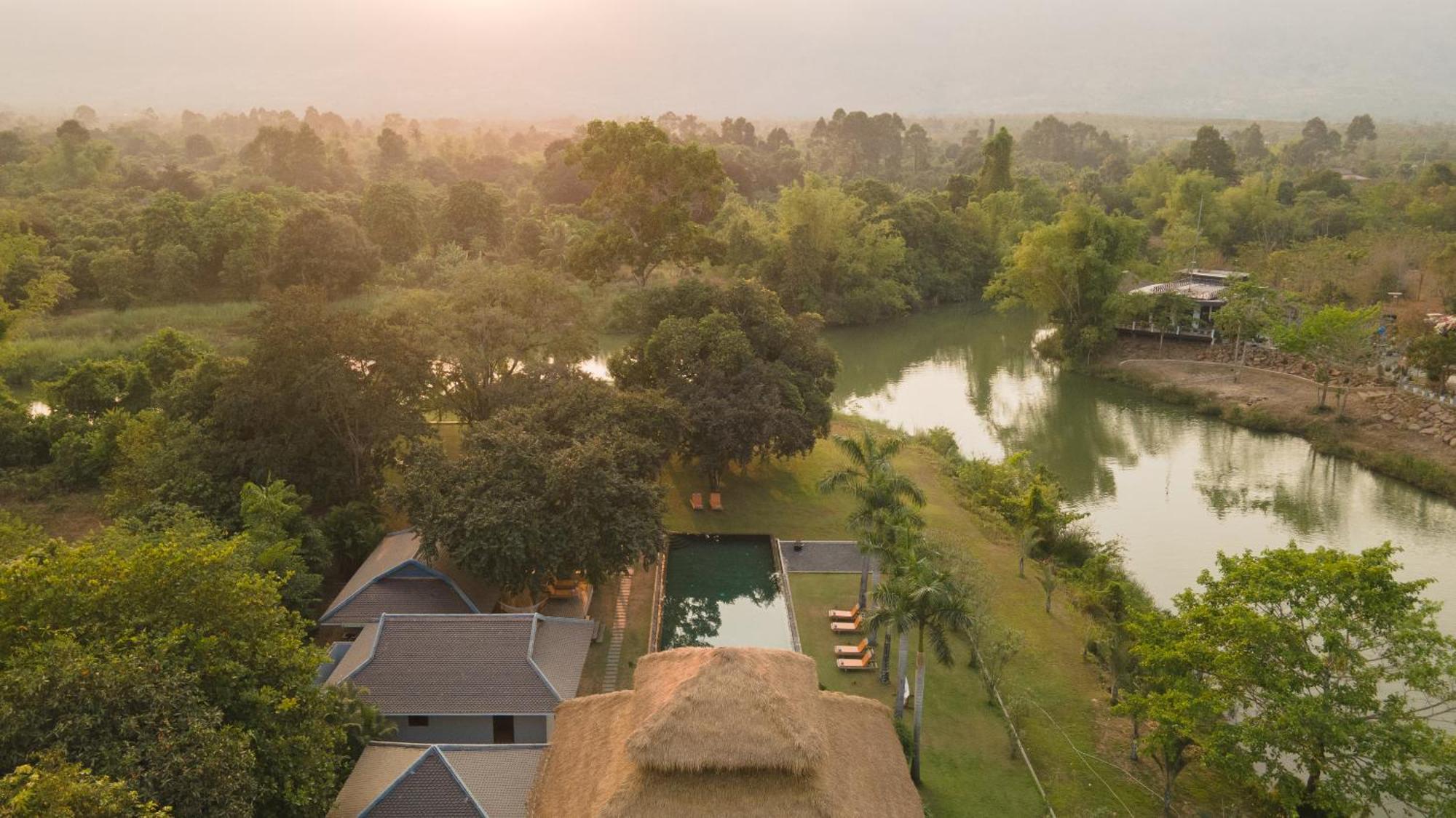 Khla Lodge Kampot Eksteriør billede